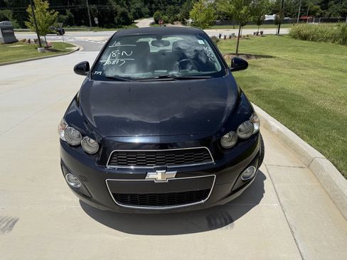 Used 2016 Chevrolet Sonic LT w/ Wheels and Fog Lamp Package FWD image 4