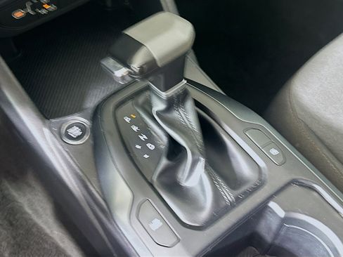 Used 2025 Kia K4 LXS image 25