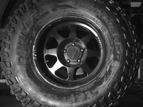 Used 2012 Jeep Wrangler Unlimited Rubicon w/ Connectivity Group AWD/4WD image 21