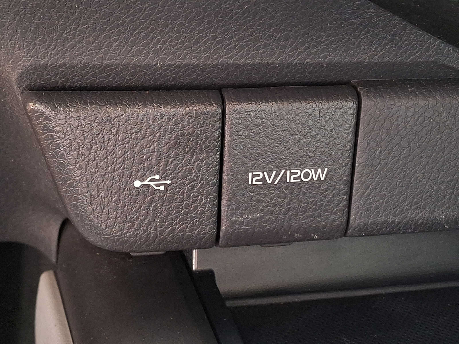 Used 2023 Toyota Camry SE FWD image 21