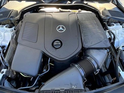 Certified 2025 Mercedes-Benz C 300 4MATIC Sedan image 34