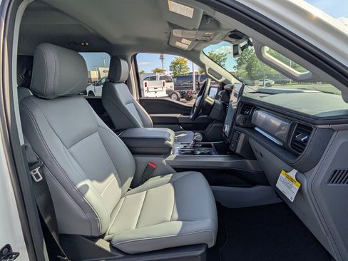 New 2025 Ford F150 Lightning Flash image 8