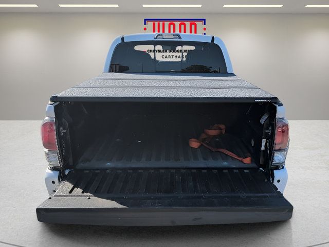 Used 2020 Toyota Tacoma TRD Off-Road w/ TRD Premium Off Road Package AWD/4WD image 8