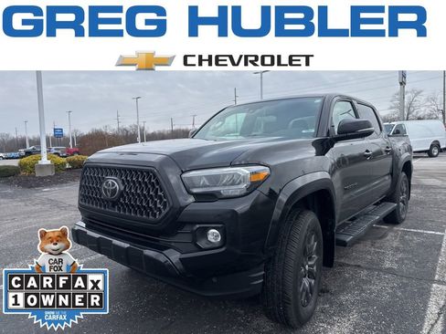Used 2023 Toyota Tacoma Limited image 1