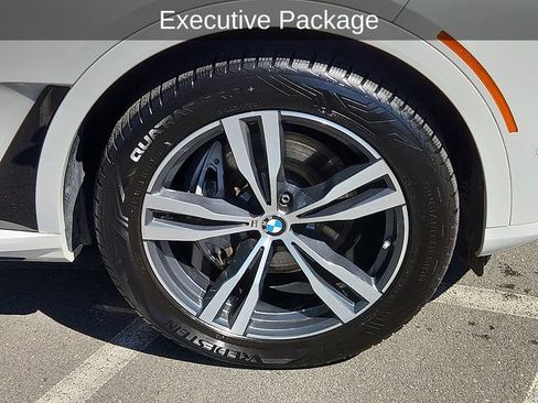 Used 2024 BMW X7 xDrive40i w/ Executive Package AWD/4WD image 9