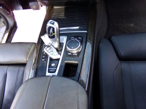 Used 2016 BMW X5 xDrive50i w/ Dynamic Handling Package image 31