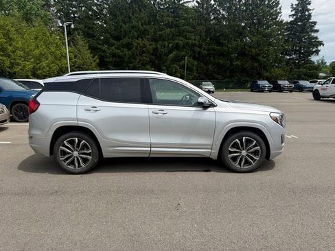 Used 2020 GMC Terrain Denali AWD/4WD image 5