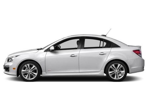 Used 2015 Chevrolet Cruze LTZ w/ Sun, Sound and Sport Package FWD image 6