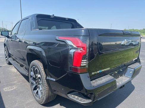 New 2025 Chevrolet Silverado EV RST image 2