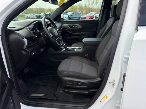 Certified 2023 Chevrolet Traverse LT FWD image 26