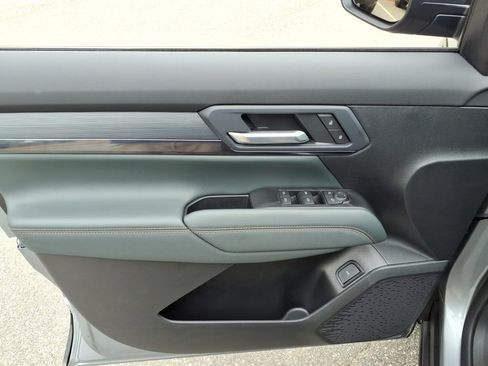 New 2026 GMC Terrain AT4 AWD/4WD image 16