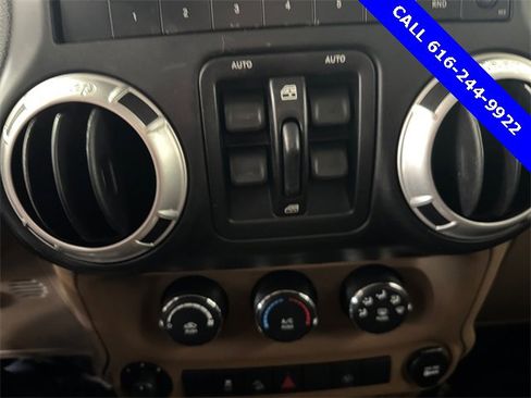 Used 2013 Jeep Wrangler Unlimited Sahara w/ Connectivity Group image 15