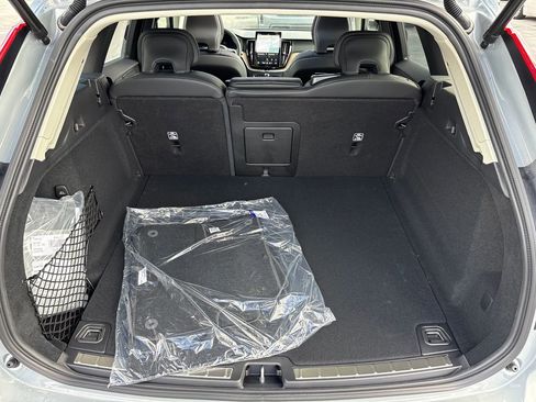 New 2026 Volvo XC60 B5 Ultra AWD/4WD image 19