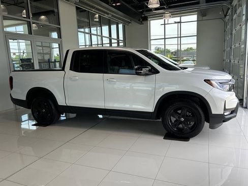 Used 2021 Honda Ridgeline Black Edition image 6