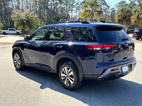 New 2026 Nissan Pathfinder SL image 36