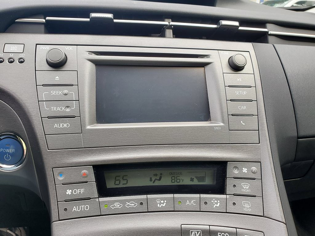 Used 2012 Toyota Prius Two FWD image 9