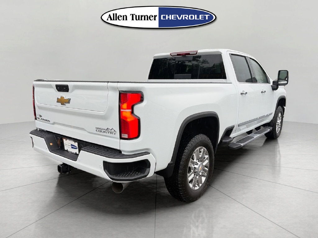New 2026 Chevrolet Silverado 2500 High Country w/ High Country Premium Package AWD/4WD image 4