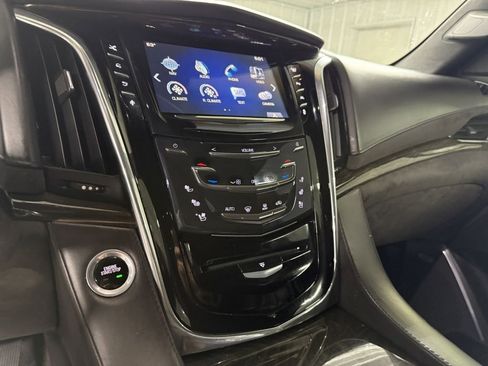 Used 2016 Cadillac Escalade ESV Platinum image 16
