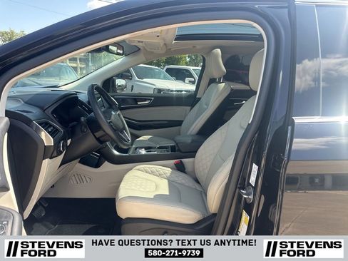 Used 2024 Ford Edge Titanium image 14