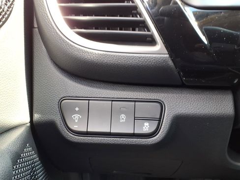 New 2026 Kia Seltos S AWD/4WD image 22