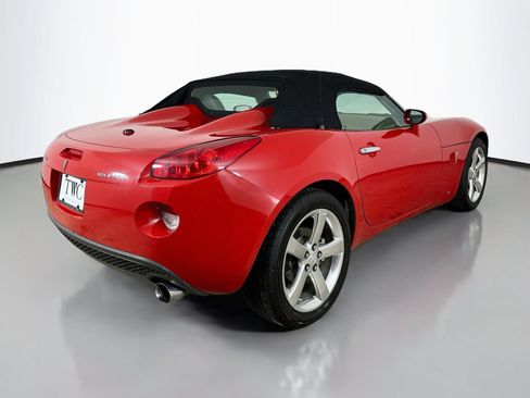Used 2006 Pontiac Solstice Convertible w/ Premium Package RWD image 5