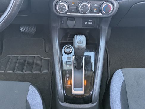 Used 2024 Nissan Versa SV FWD image 19