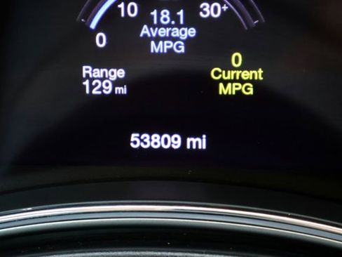 Used 2018 Jeep Grand Cherokee Limited w/ Luxury Group II image 37