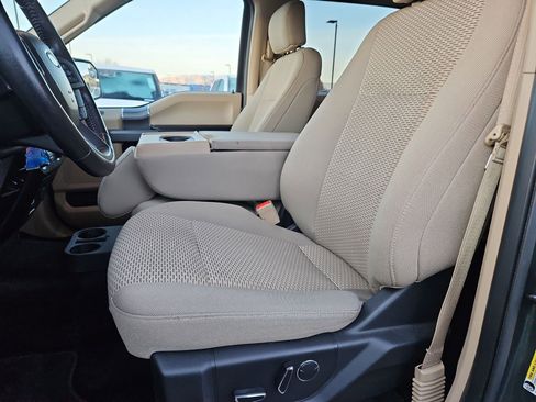 Used 2018 Ford F150 XLT w/ Equipment Group 302A Luxury image 17