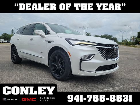 Used 2023 Buick Enclave Avenir w/ Trailering Package, 5000 lbs. FWD image 1
