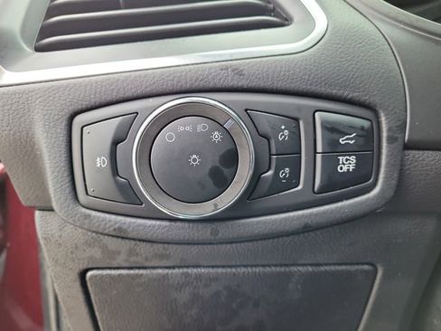 Used 2024 Ford Edge Titanium image 22