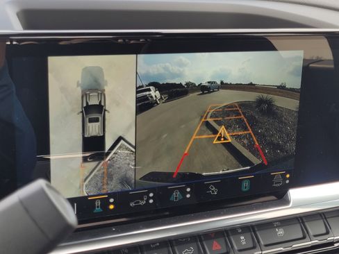 New 2026 Chevrolet Silverado 2500 LT w/ Texas Edition image 17