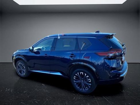 Certified 2024 Nissan Rogue Platinum w/ Platinum Premium Package AWD/4WD image 5