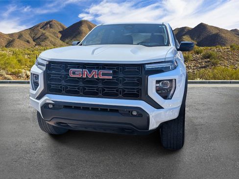 Used 2023 GMC Canyon Elevation w/ Elevation Premium Package RWD image 11
