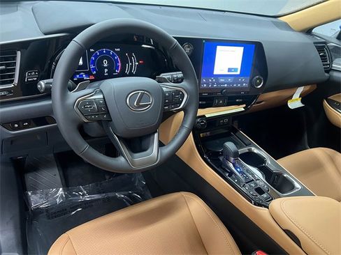 Certified 2026 Lexus NX 350 AWD w/ Accessory Package (Z2) image 16