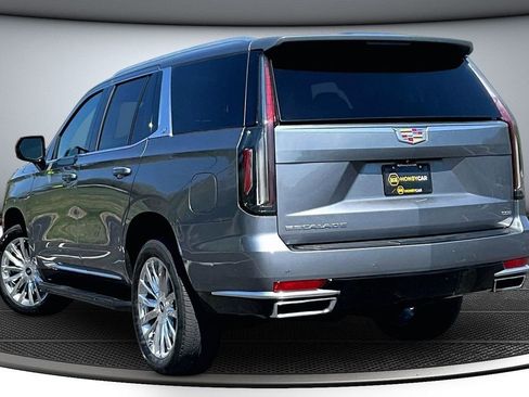 Used 2021 Cadillac Escalade Premium Luxury AWD/4WD image 4