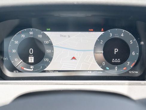 Used 2026 Land Rover Range Rover Velar S AWD/4WD image 14