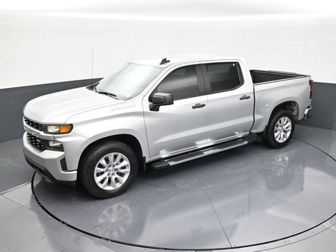 Used 2022 Chevrolet Silverado 1500 Custom RWD image 12