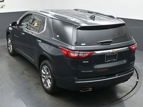 Used 2019 Chevrolet Traverse Premier w/ Driver Confidence II Package FWD image 37