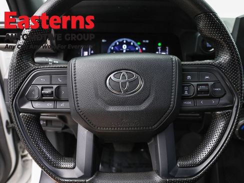 Used 2024 Toyota Tacoma SR RWD image 10