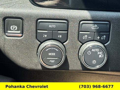 Certified 2025 Chevrolet Silverado 1500 LT AWD/4WD image 14