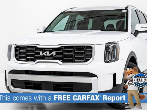 Used 2025 Kia Telluride S AWD/4WD image 2