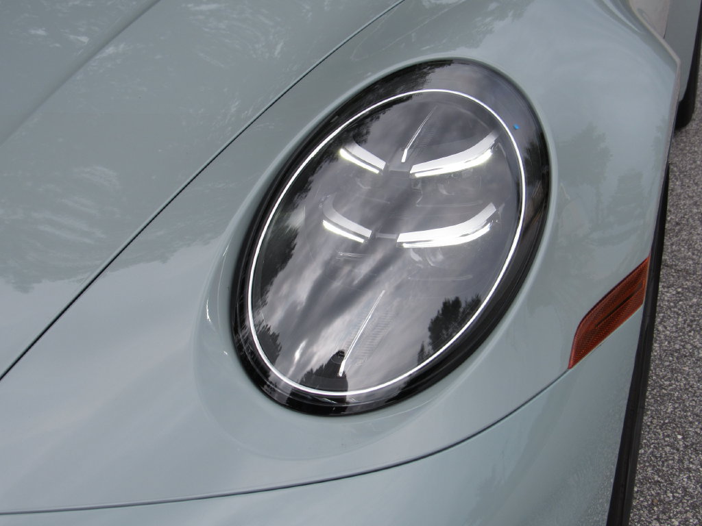 Certified 2025 Porsche 911 Carrera RWD image 12