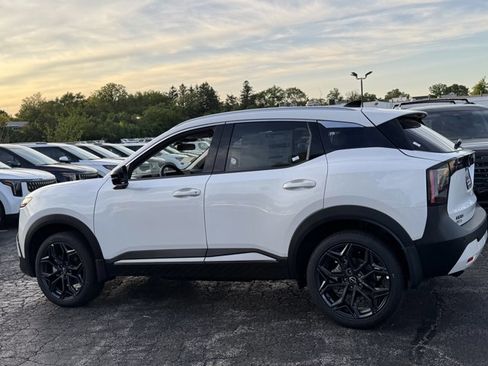 New 2026 Nissan Kicks SR w/ SR Premium Package AWD/4WD image 21