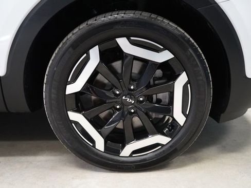 Used 2023 Kia Telluride EX w/ EX Captain's Chair Package AWD/4WD image 68