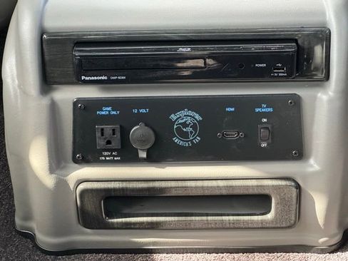 New 2025 Chevrolet Express 2500 w/ Driver Convenience Package image 25