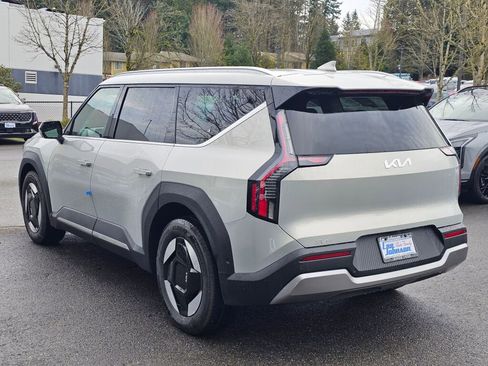 New 2026 Kia EV9 Wind image 7