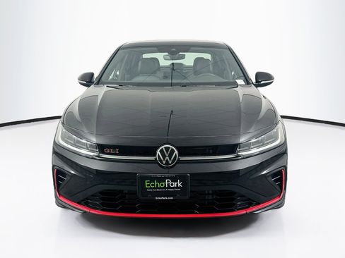Used 2025 Volkswagen Jetta GLI Autobahn FWD image 2