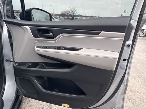 Certified 2023 Honda Odyssey EX-L image 32