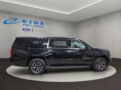 Used 2017 Chevrolet Suburban LT AWD/4WD image 8