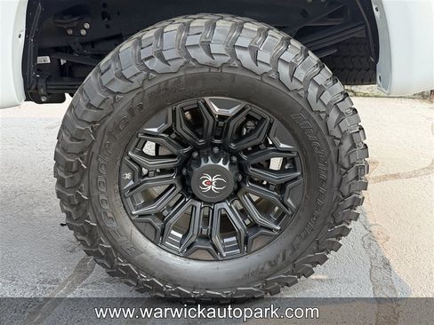 Used 2025 Ford F250 XLT w/ Black Appearance Package AWD/4WD image 21